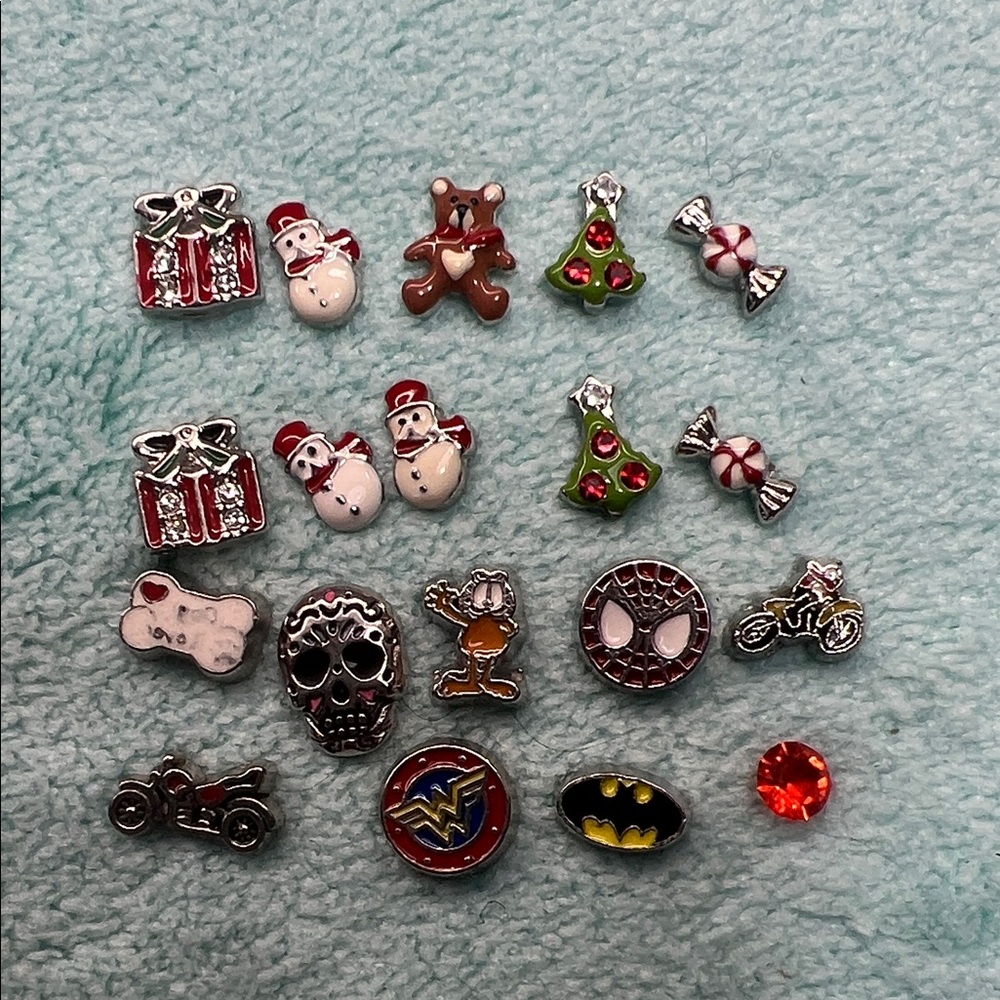 Floating Locket Charms - Christmas theme